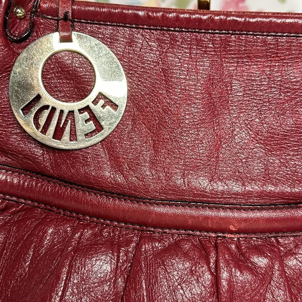 💯Authentic Fendi Hobo Leather Handbag🍀